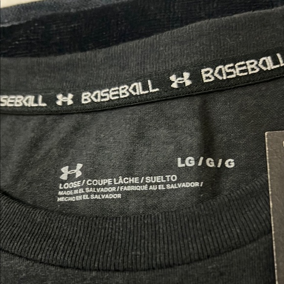 Under Armour Black Short Sleeve Tee Performance Fit - Picture 3 of 6